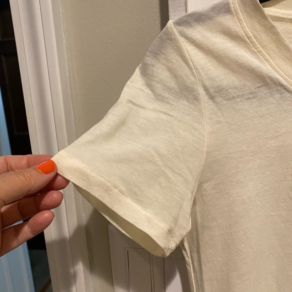 J Crew Lightweight Cream T-Shirt with a gold beaded rose design. EUC. Sz S - Picture 3 of 4